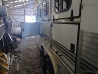 2001 Sundowner Trailers Sunlite Gooseneck Horse Trailer — 照片 5
