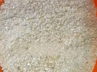 Broken Maize for Chicks and Chicken (High Quality) - 50kg — الصورة 1
