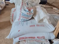 Broiler Feeds-Finisher Pellets — Foto 1