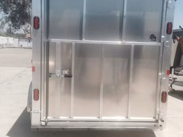 Maverick Trailers Aluminum Horse Trailer
