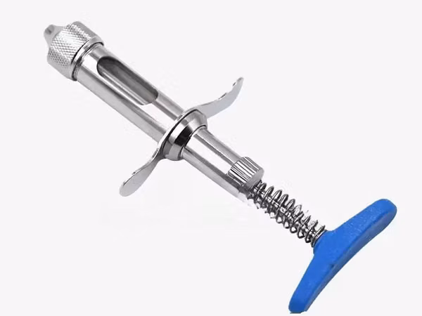 Automatic Fowl Pox Vaccination